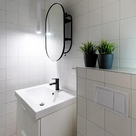 아파트 Uab Laisves Alejos Viesbutis