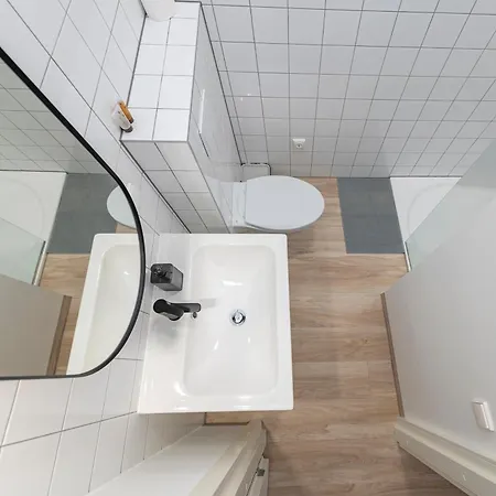 Uab Laisves Alejos Viesbutis * 카우나스