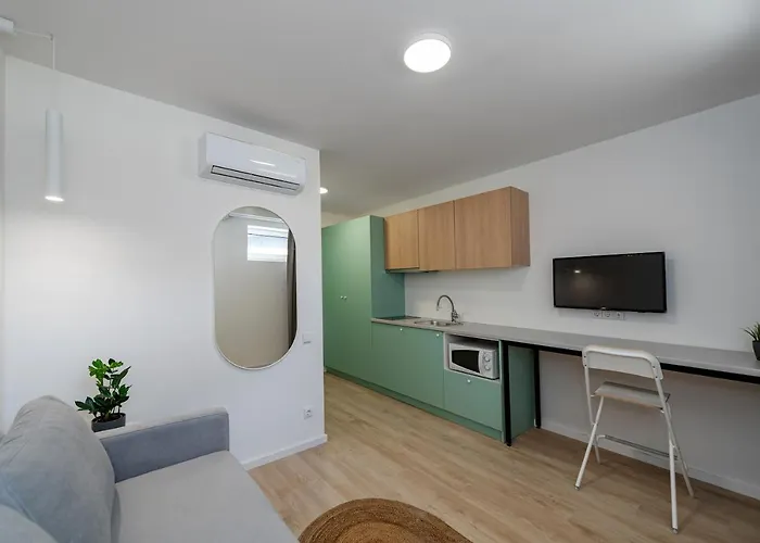 Lägenhet Uab Laisves Alejos Viesbutis Kaunas