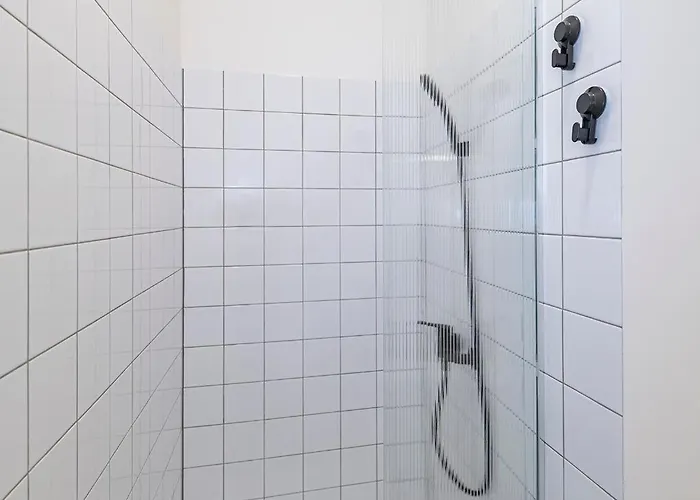 Lägenhet Uab Laisves Alejos Viesbutis Kaunas